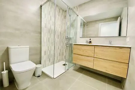 Nuevo Y Moderno Apartamento Con Piscina Торрокс-Коста 0*,  Испания